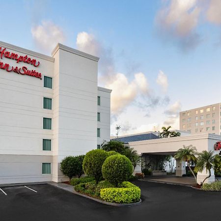 Hampton Inn & Suites San Juan Carolina Exterior foto