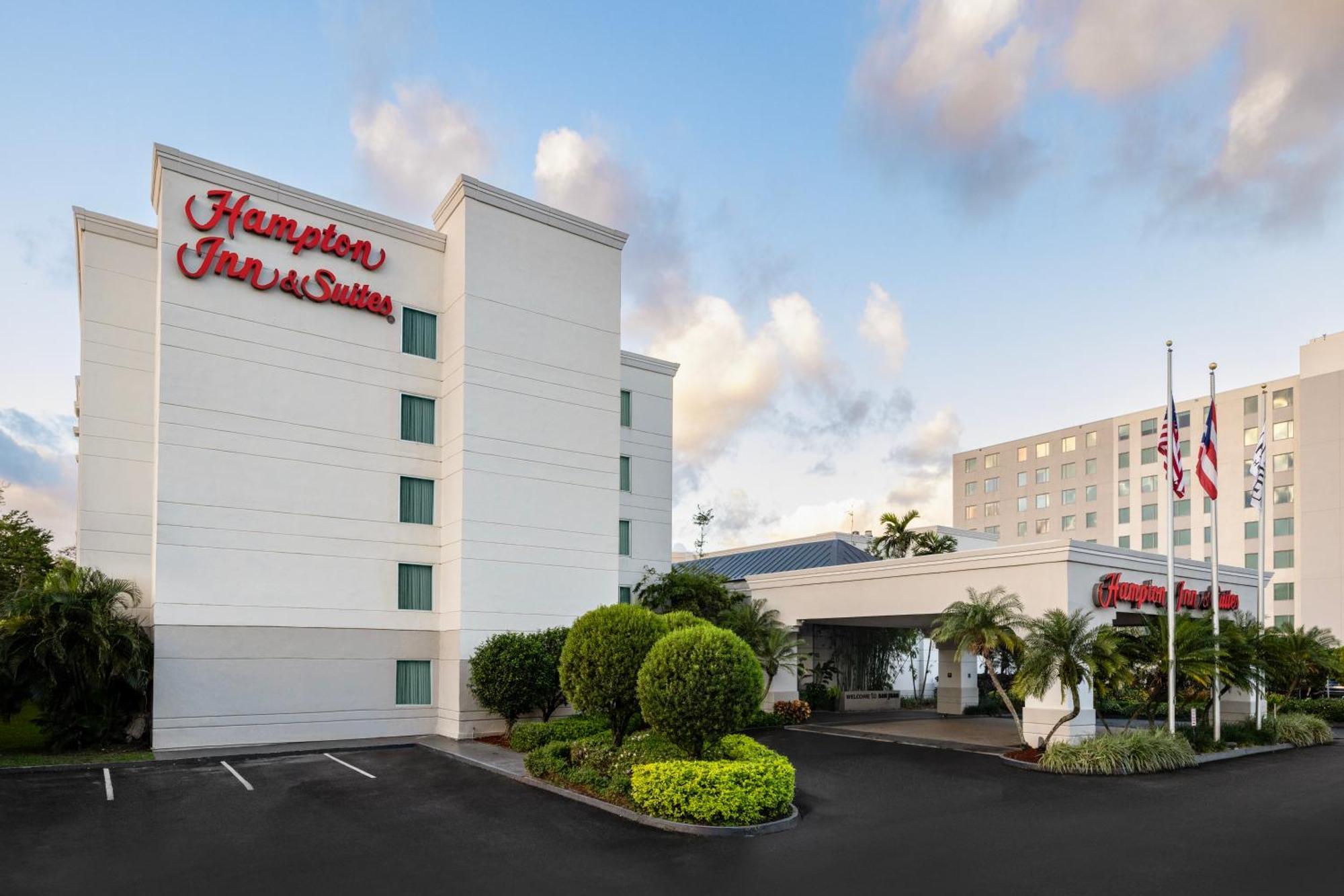 Hampton Inn & Suites San Juan Carolina Exterior foto